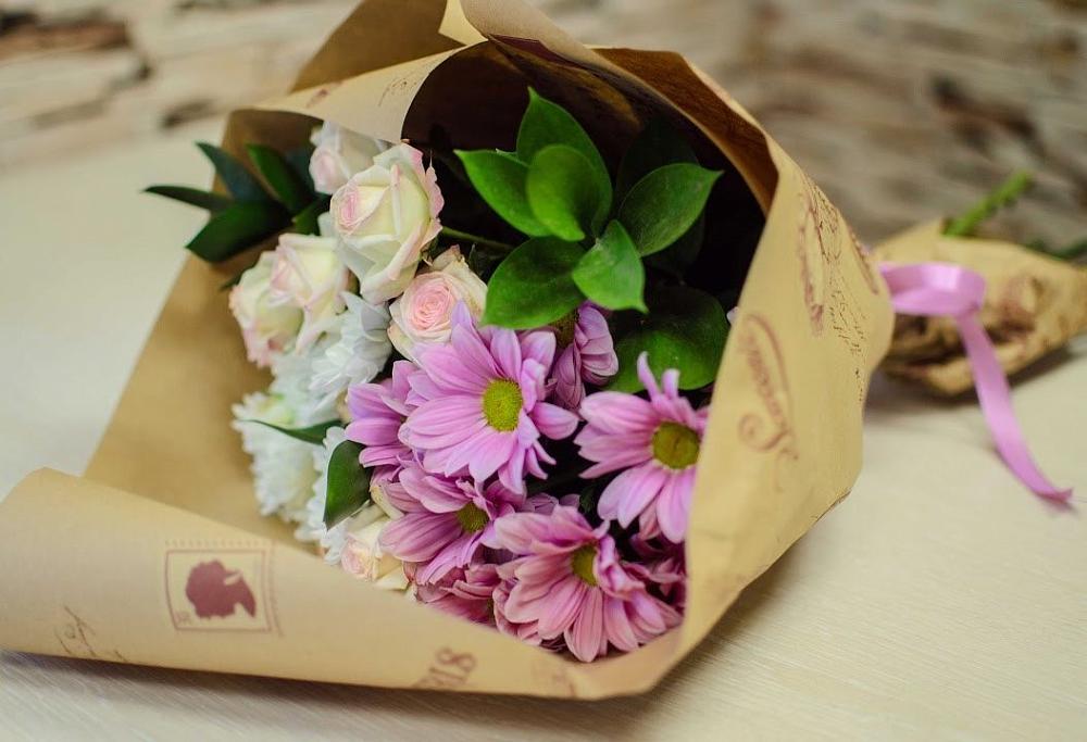 Букет цветов из: Розы и Хризантемы в Бураево