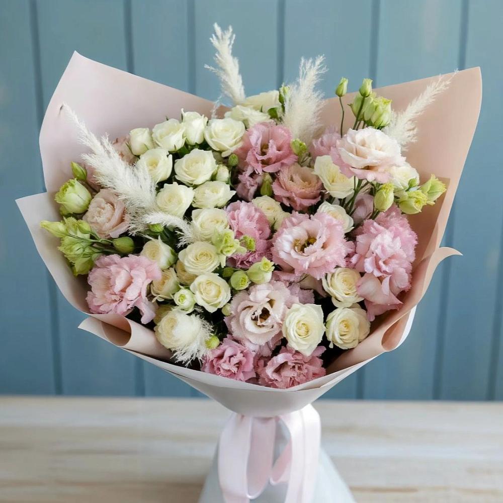 Букет цветов из: Альстромерии и Розы в Бураево