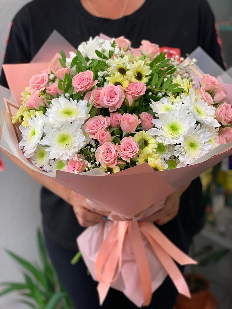 Букет цветов из: Розы и Хризантемы в Бураево