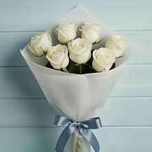 Букет 7 Белых роз Эдлесс Лав в Бураево