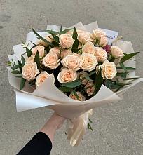 Букет Кремовые розы Латте в Бураево