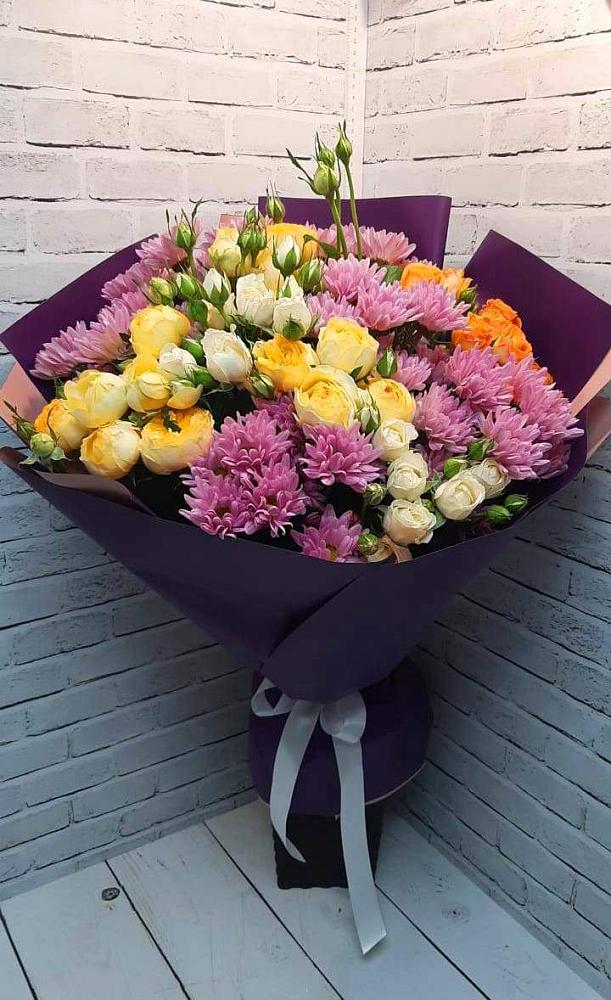 Букет цветов из: Хризантемы и Розы в Бураево