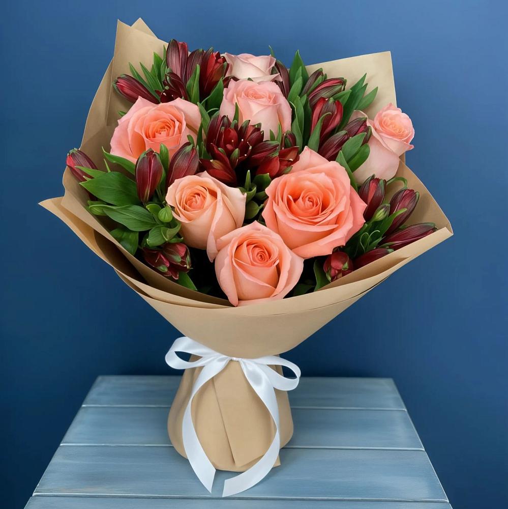 Букет цветов из: Розы и Альстромерии в Бураево