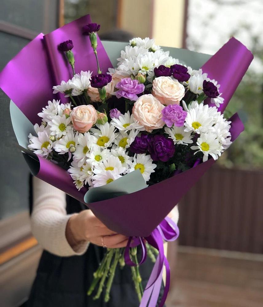 Букет цветов из: Хризантемы, Гвоздики и Розы в Бураево