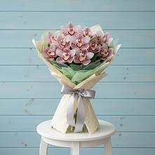 Букет цветов из:  Орхидеи и Розы #REPLACE_PRED# Бураево