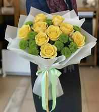 Букет цветов из:  Хризантемы и Розы в Бураево