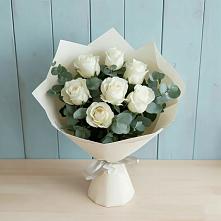Букет Белые розы в Эвкалипте в Бураево