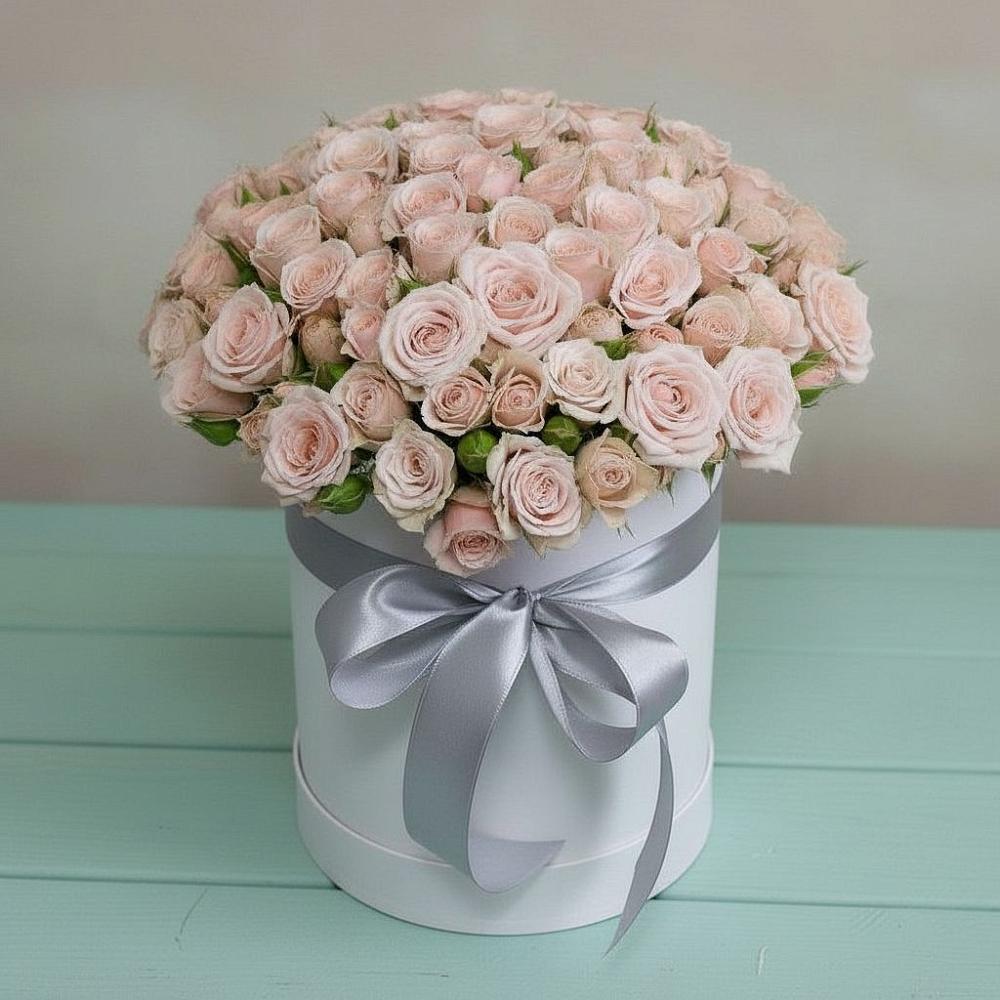 Цветочная композиция из Розы в шляпной коробке в Бураево