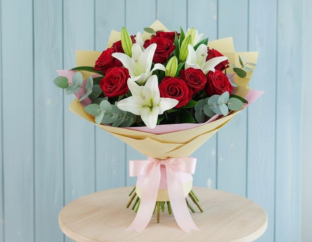 Букет цветов из: Лилии и Розы в Бураево